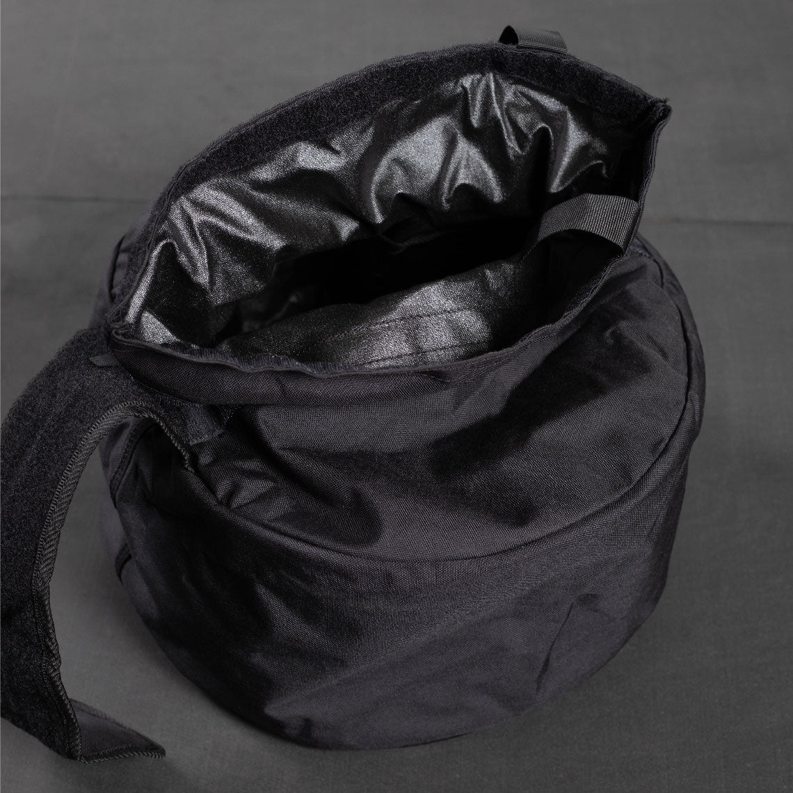 Scratch and Dent, 100 LB HD Sandbag - Image 4