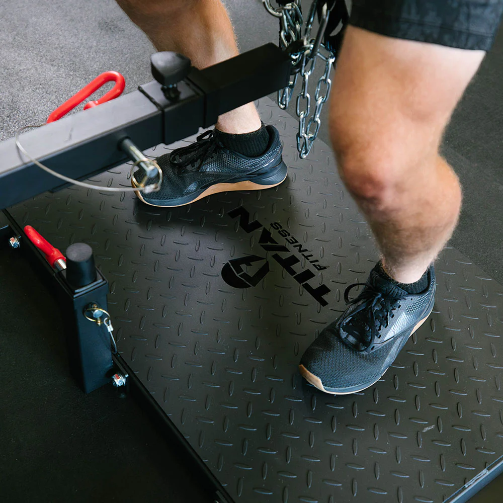 Scratch and Dent, Belt Squat Machine - Image 6