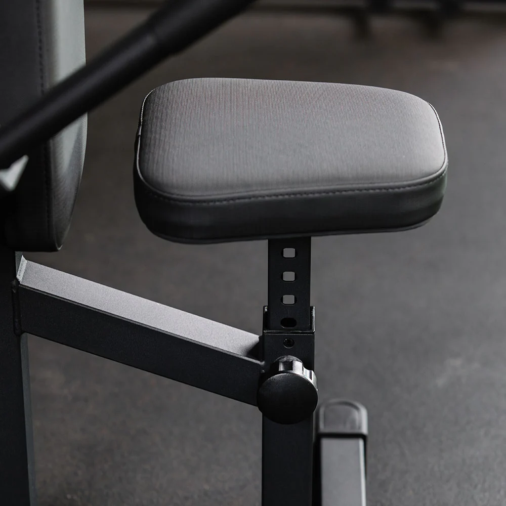 Scratch and Dent, Plate Loaded Seated Dip Machine - Image 9